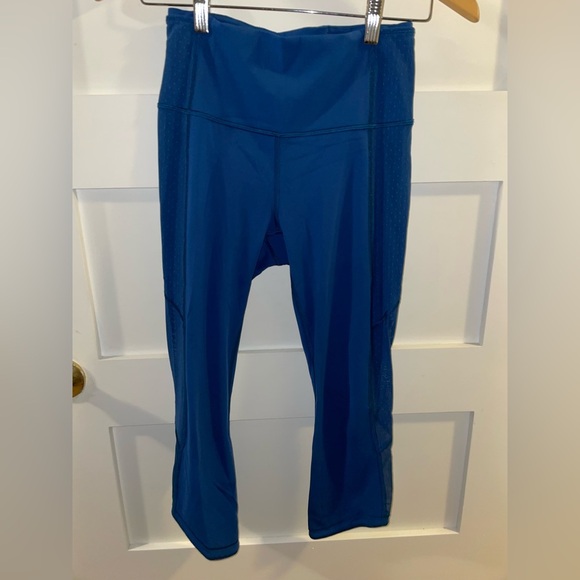 Lululemon Cropped Leggings Size 6 - Picture 1 of 9
